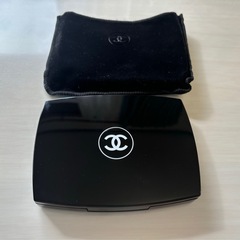 CHANEL ウルトラ ルタン コンパクトB10