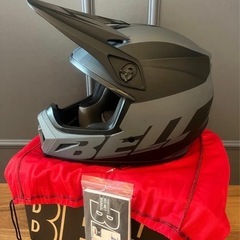 BELL  オフロードヘルメット　バイク　開封未使用品