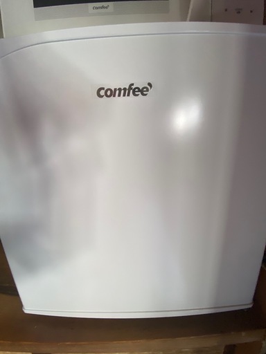 【超美品】部屋用冷蔵庫45L2024年製