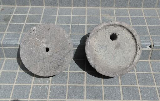 △ B 飛び石 敷石 庭石 踏み石 日本庭園 庭園 造園 欠け/ひび複数あり