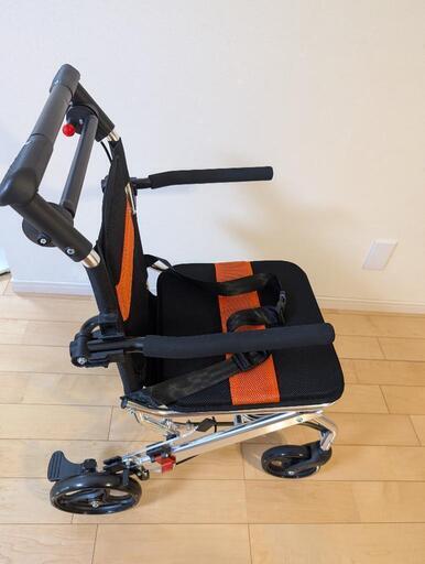 車椅子　折りたたみ式　介助型