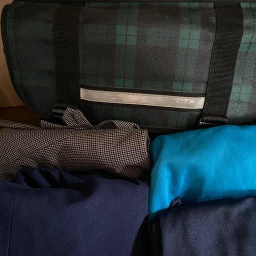 横川中学校　、バック、ヘルメット、体育館靴、その他の服