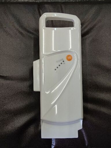 新品☆Panasonic[パナソニック]リチウムイオン8.9Ahバッテリー(ホワイト)