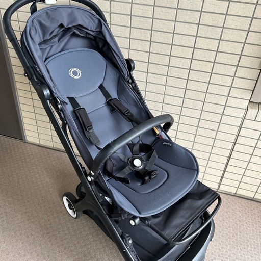 早いもの勝ち！【中古品】バガブーバタフライ　ネイビー　レインカバー付き
