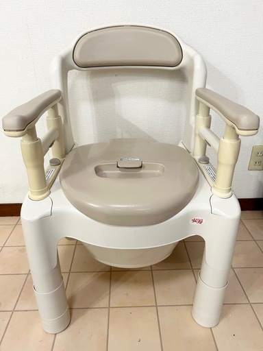 ポータブルトイレ　アロン化成　安寿　新品未使用