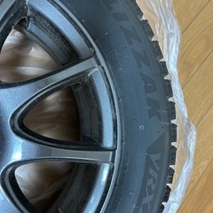 最終値下げ スタッドレスタイヤ・ホイールセット 1シーズンのみ