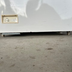 TOSHIBA   
冷凍庫　上開き