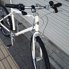 Cream[クリーム]26吋 クロスバイク アルミ/7speed/LEDオート