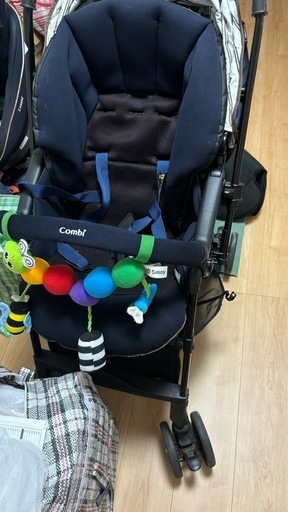 ベビーカー　コンビ　スゴカル4キャスcompact