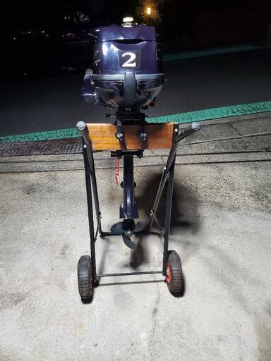 トーハツマリン 4スト 2馬力 船外機 エンジン 3回琵琶湖で使用