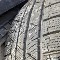 ダッジラムトラック純正アルミ、スタッドレスタイヤ付