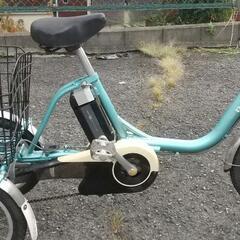 電動自転車 ヤマハ パスワゴン 三輪車