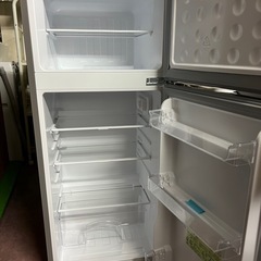 【八戸市内配送無料】 冷蔵庫　130L　2022年式　SHARP　SJ-H13E-S