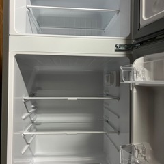 【八戸市内配送無料】 冷蔵庫　130L　2022年式　SHARP　SJ-H13E-S