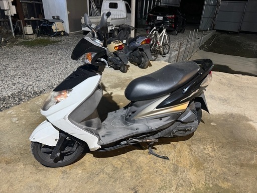 シグナスX 125cc SE44J バッテリー新品　車体　バイク　愛知県　原付