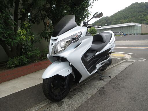 スズキ　スカイウェイブ250タイプS　CJ46A　中古実動美車　バッテリーフル充電済み　ETC付　タイヤバリ山　ナンバー登録書類有