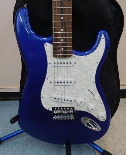 Mavis エレキギター mavis エレキギター 中古 ケース付き メイビス