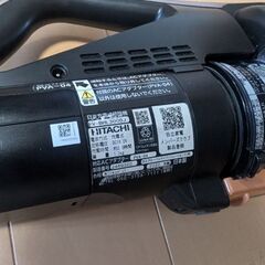 取引中【バッテリー新品以上？】HITACHI コードレス掃除機　PV-BHL3000J　おまけ付