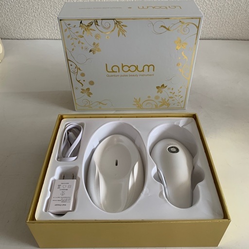 IKKO プロデュース 美品 La boum 美顔器 フェイスケア ラボン 美品 La boum ラボン 韓国 美容 化粧品 美容家電 エステ 顔