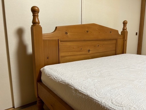 お値下げ不可・ペニーワイズ　ダブルベッド お値下げ不可・ペニーワイズダブルベッド