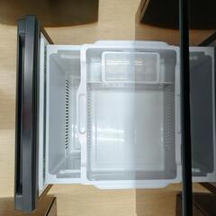 Hisense✨3ドア冷蔵庫✨HR-G2801BR✨282Ｌ✨2019年製✨チャコールウッドカラー、使用に伴うキズあり・動作確認済(保証３ヵ月）・洗浄・除菌済み✨USED品【こちらは店舗です。浜村鹿野温泉ICから3分 買取本舗 宮本リサイクル 営業時間9～19時 定休日水曜のみ】