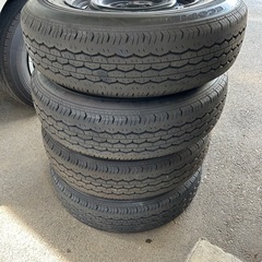 　①ハイエース夏タイヤ ブリヂストン製　195/80R15 107/105L 今年最後の販売❗️ 　 