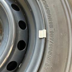 　①ハイエース夏タイヤ ブリヂストン製　195/80R15 107/105L 今年最後の販売❗️ 　 