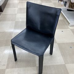 【軽トラック無料貸出サービス有】アームレスチェアー　CASSINA 412CAB　ﾌﾞﾗｯｸ