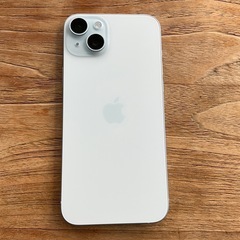 iPhone15 Plus 128GB ブルー 美品 純正MagSafe対応シリコンケース付