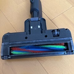 東芝　コードレス掃除機
