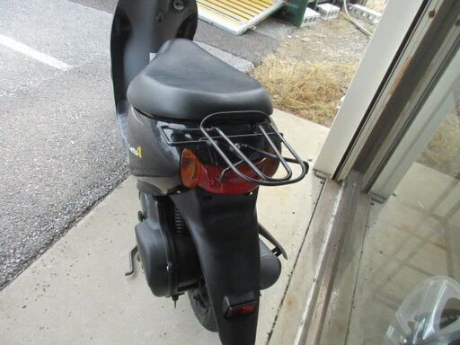 スズキ　レッツ4.　7305KM 　低燃費の4サイクル　原付バイク　　バッテリー・プラグ・前後タイヤ・ウエイトローラー・グリップ　新品に交換済み スズキ レッツ4. 7305KM 低燃費の4サイクル 原付バイク バッテリー