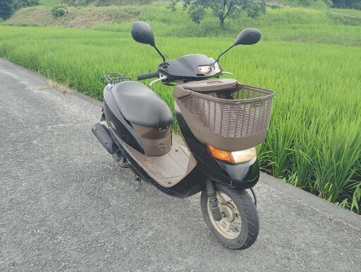 決まりまさした。すぐ乗れます！ディオチェスタ！便利な前かごつき！