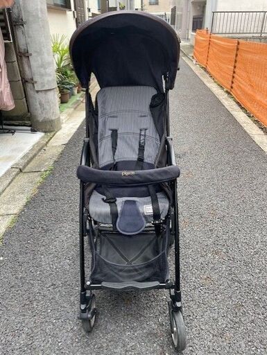 ［値下げ：7000→6000円］ピジョン Bingle B型ベビーカー(紺)