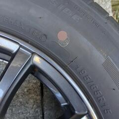 プリウス　サマータイヤ2023年製造、アルミホイール4本セット