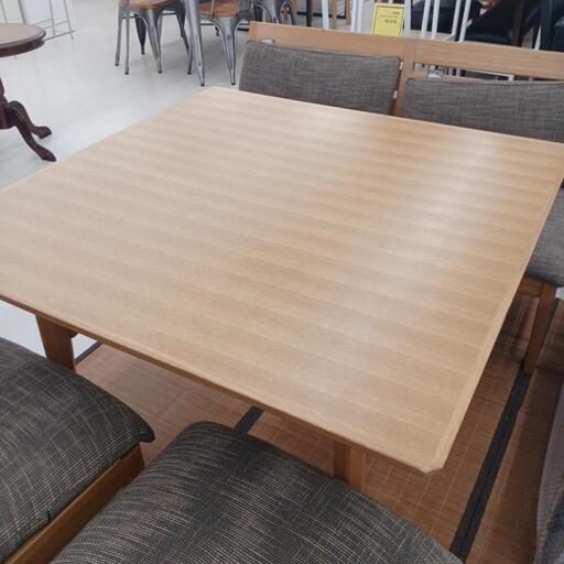 ★ジモティ割あり★ ﾍﾞﾝﾁﾀﾞｲﾆﾝｸﾞ4点ｾｯﾄ NA 現状販売 高さ (H)66×幅 (W)110×奥行 (D)110(cm)【joh 2626】
