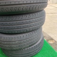 bridgestoneのノーマルタイヤです
