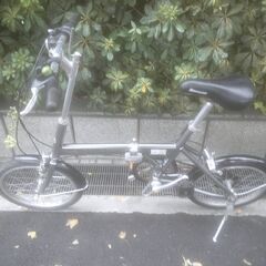 整備済み中古自転車　18インチ　税別￥17.800-　ブリヂストン　折り畳み自転車　スニーカーライト　アルミフレーム　外装６段　ガンメタ928