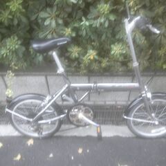 整備済み中古自転車　18インチ　税別￥17.800-　ブリヂストン　折り畳み自転車　スニーカーライト　アルミフレーム　外装６段　ガンメタ928