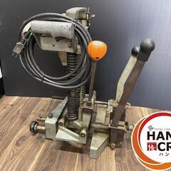 【中古】日立 HITACHI チェンのみ BC21SA 電源:単相100V 12A 穴あけ深さ:157mm 被削材寸法:最大185mm 最小70mm チェーン移動量:幅方向110mm 長手方向:73mm 寸法:H546mm 17kg
