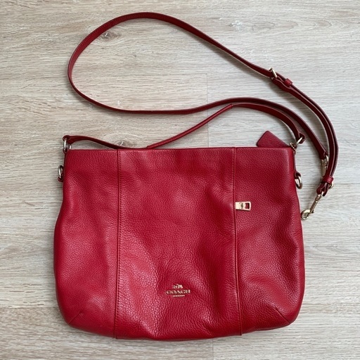 COACH ショルダーバッグ 赤 レザー