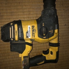 ハツリ機　ドリル　バッテリー式　デウォルト