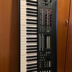 YAMAHA MOXF8
