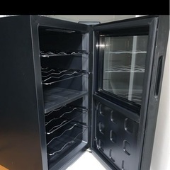 ottostyle.jp ワインセラー 48L 18本収納　2018年製　黒