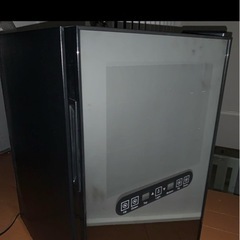 ottostyle.jp ワインセラー 48L 18本収納　2018年製　黒