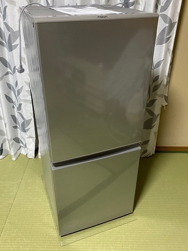 美品　AQUA アクア　AQR-13K(S)　2ドア冷蔵庫(126L・右開き)　ブラッシュシルバー　 ノンフロン冷蔵庫 家電 キッチン家電 冷蔵庫