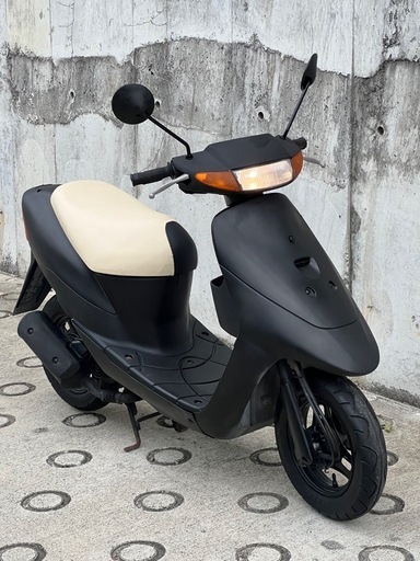 大人気セール‼️エンジン異音あり（小）の為 格安出品2~3年は乗れると思います♪バッテリー新品✨️嬉しいシート張り替え♪オイル満タン補充済みオイル交換不要⭕️継ぎ足しだけで2サイクルでパワフルな走りCA1KA レッツ2