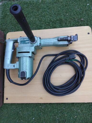 ハンマ　PH-40F  日立　ハイコーキ　100V1050W  サイズ17X280の刃（新品）付き　電動　中古