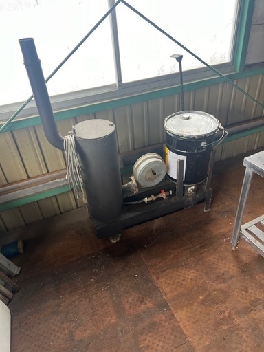 廃油ストーブ