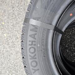 再値下げ！これが最後の値下げです！新品　2023年製造　YOKOHAMA iceGUARDスタッドレスタイヤ４本セット