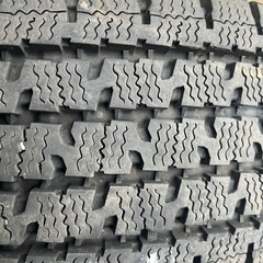 195/80r15.107/105nlt